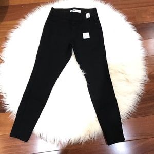 Old Navy Black Super Skinny Black Size 0 Short